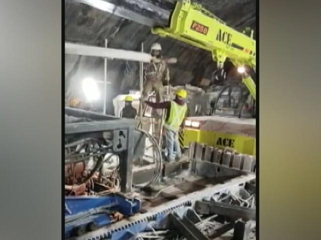 Uttarkashi Tunnel Rescue: जहां काम न आई आधुनिक तकनीक, वहां कमाल कर रहा हजारों साल पुराना तरीका