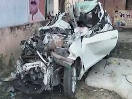 दिल्ली से हरिद्वार जा रही कार की ट्रक से जोरदार भिड़ंत, 6 लोगों की दर्दनाक मौत दिल्ली से हरिद्वार जा रही कार की ट्रक से जोरदार भिड़ंत, 6 लोगों की दर्दनाक मौत