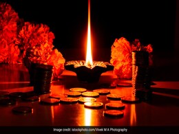 धनतेरस के दिन सोना खरीदने और लक्ष्मी पूजन का शुभ मुहूर्त है इतने बजे तक, नोट कर लीजिए धनतेरस के दिन सोना खरीदने और लक्ष्मी पूजन का शुभ मुहूर्त है इतने बजे तक, नोट कर लीजिए