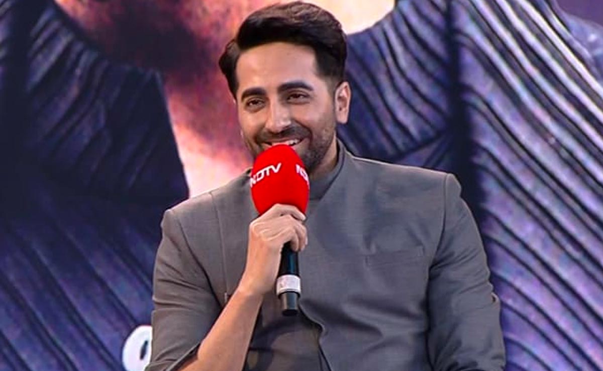 Bollywood News : लाइव कॉन्सर्ट में आयुष्मान खुराना क्यों हुए ट्रोल? जानिए यहां