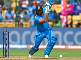 India vs Netherlands: मैच के बीच सोशल मीडिया पर वायरल हो रहे हैं ये फनी वीडियो India vs Netherlands: मैच के बीच सोशल मीडिया पर वायरल हो रहे हैं ये फनी वीडियो
