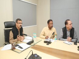 MP Election: CEO ने सभी जिला निर्वाचन अधिकारियों को दिए निर्देश, मतगणना के दौरान बंद रहेगी VIPs की एंट्री MP Election: CEO ने सभी जिला निर्वाचन अधिकारियों को दिए निर्देश, मतगणना के दौरान बंद रहेगी VIPs की एंट्री