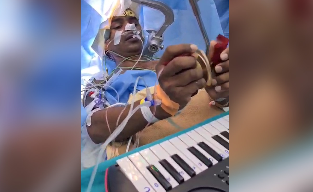 Bhopal AIIMS News: ब्रेन के ऑपरेशन के दौरान मरीज बजाता रहा पियानो, हौसला देख डॉक्टर भी रह गए दंग