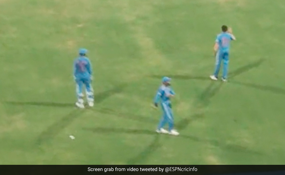 Watch: Fans Sing 'My Name Is Lakhan', Virat Kohli Joins Fun With Perfect Steps Against Sri Lanka