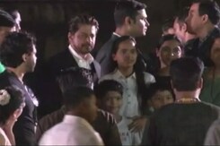 Tribute To Unsung Heroes Of 26/11: Shah Rukh Khan Attends 'Global Peace Honours' Tribute To Unsung Heroes Of 26/11: Shah Rukh Khan Attends 'Global Peace Honours'