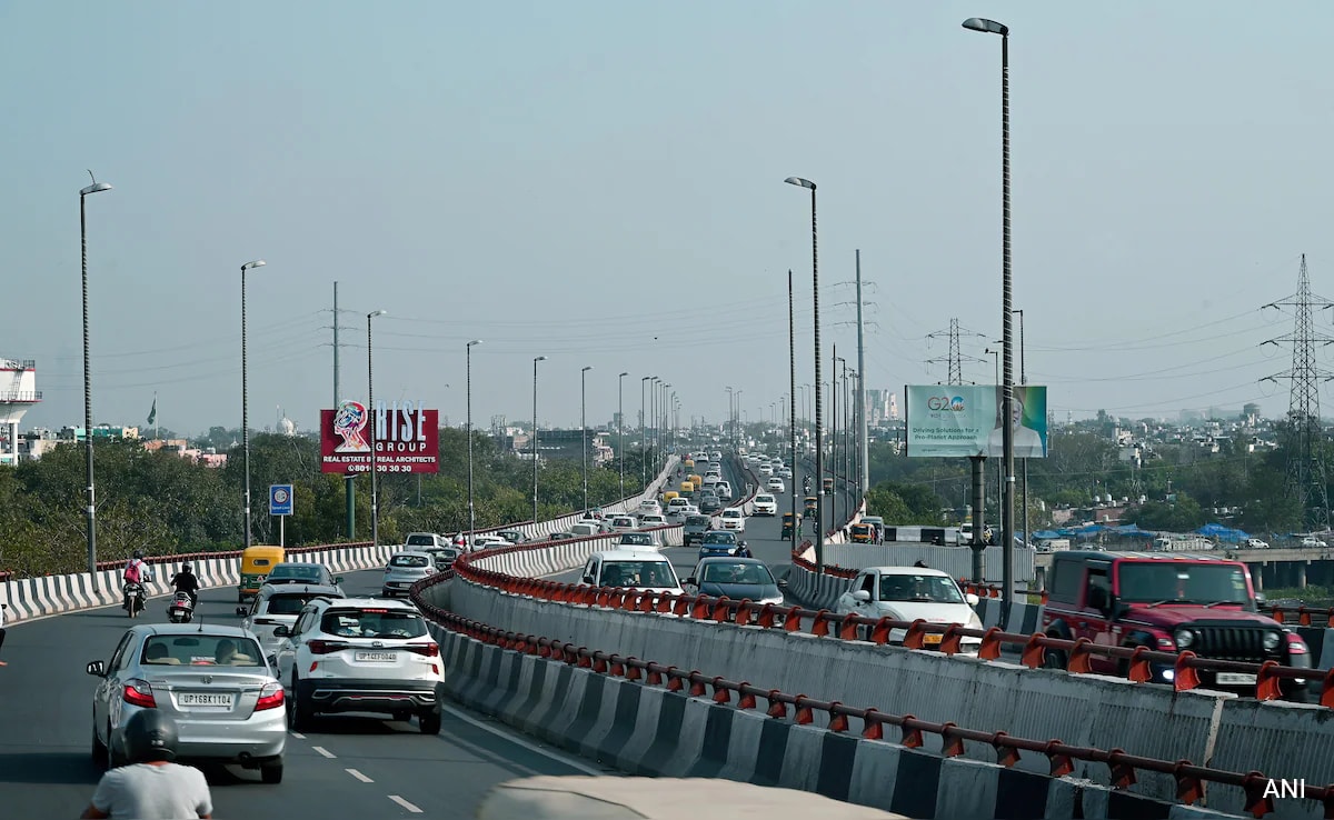 GRAP 3 Curbs Revoked In Delhi Amid Dip In Air Pollution GRAP 3 Curbs Revoked In Delhi Amid Dip In Air Pollution