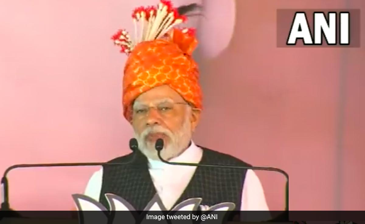 CG Election : सूरजपुर में PM मोदी का कांग्रेस और CM भूपेश बघेल पर तंज- 30 टका कक्का, खुलेआम&nbsp;सट्टा
