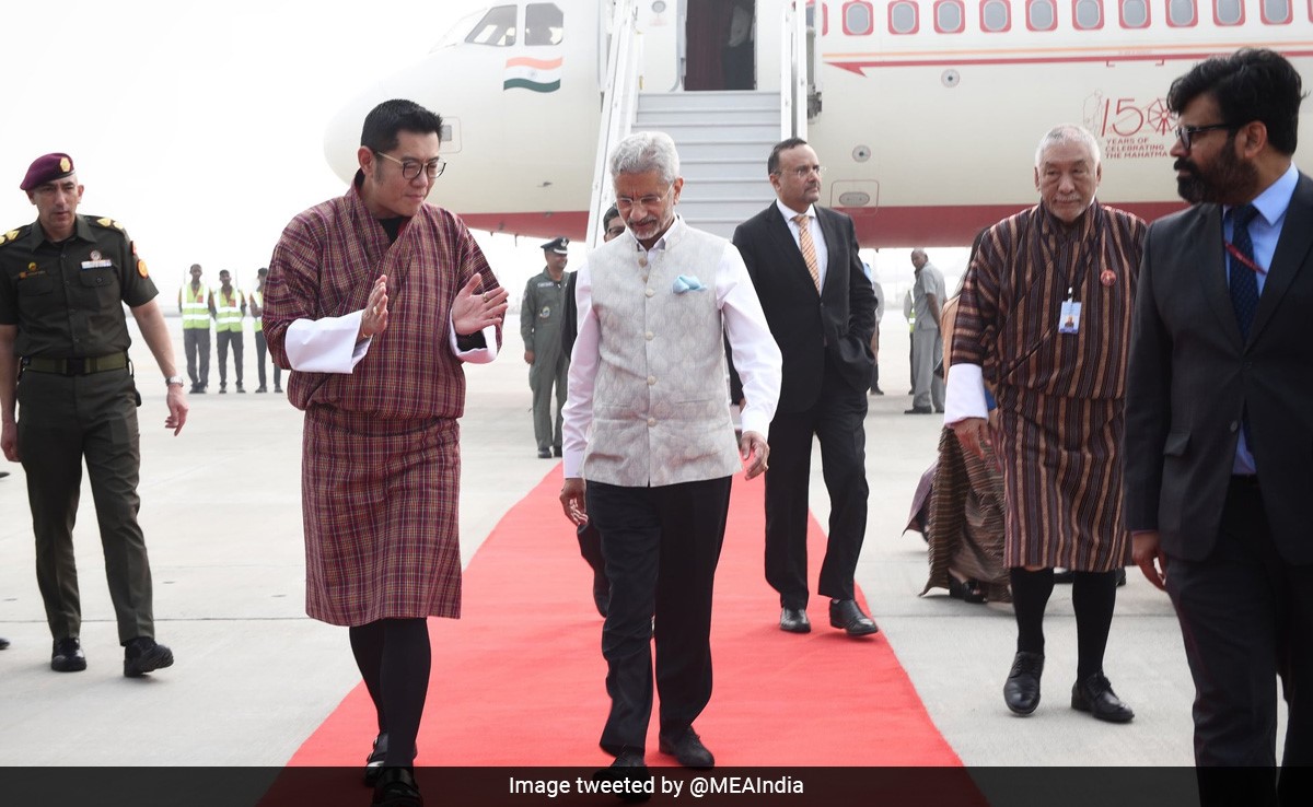 भूटान नरेश दिल्ली पहुंचे, पीएम मोदी और विदेश मंत्री जयशंकर से करेंगे मुलाकात