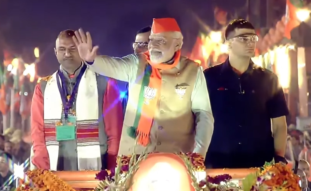 PM Modi's Jaipur Road Show: जयपुर में PM मोदी का 4 KM लंबा रोड शो, जयपुर की इन 8 सीटों पर है नजर