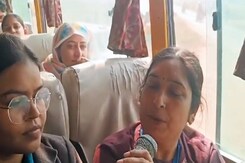 Rajasthan Election 2023: धौलपुरमें मतदान केन्द्रों पर महिलाओं के लिए खास इंतजाम Rajasthan Election 2023: धौलपुरमें मतदान केन्द्रों पर महिलाओं के लिए खास इंतजाम