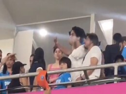 Viral: In Which Deepika Padukone Hugs Shah Rukh Khan, Suhana And Aryan At World Cup Final Viral: In Which Deepika Padukone Hugs Shah Rukh Khan, Suhana And Aryan At World Cup Final