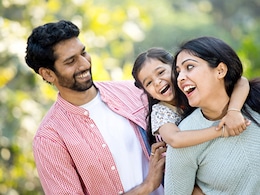 डॉक्टर ने बताए 5 स्मार्ट पैरेंटिंग हैक्स, बच्चे की परवरिश होगी बेहतर, सभी बिता पाएंगे अच्छा फैमिली टाइम डॉक्टर ने बताए 5 स्मार्ट पैरेंटिंग हैक्स, बच्चे की परवरिश होगी बेहतर, सभी बिता पाएंगे अच्छा फैमिली टाइम