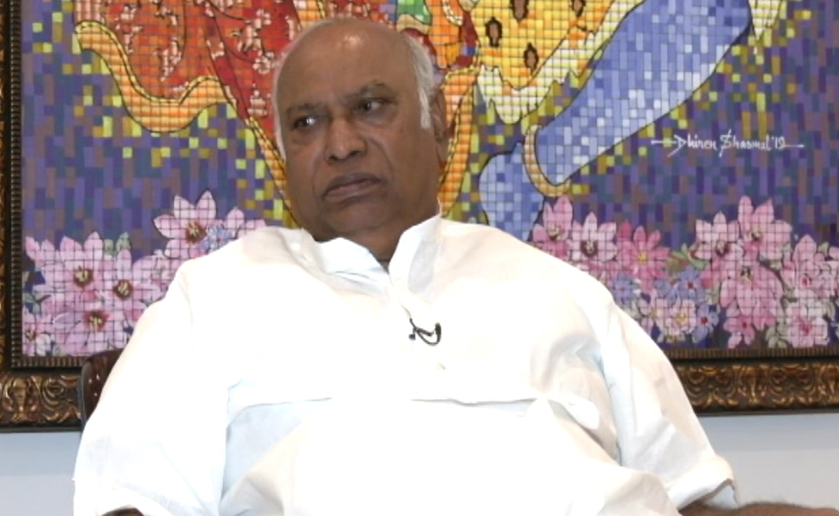 "For Every Congress Candidate, BJP Has Four": M Kharge On Agencies' Misuse "For Every Congress Candidate, BJP Has Four": M Kharge On Agencies' Misuse