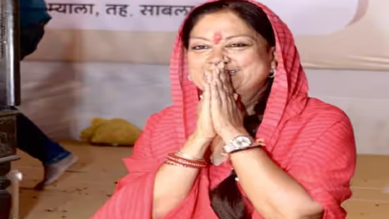 राजस्थान: मतदान से पहले मंदिर पहुंचीं वसुंधरा राजे, 199 सीटों पर वोटिंग जारी