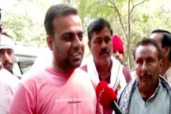 मध्य प्रदेश में जनता किसे चुन रही सरकार? मध्य प्रदेश में जनता किसे चुन रही सरकार?