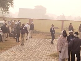 Nangal Crusher Zone: राजस्थान में अचानक धंस गई पत्थर की खदान, 4 मजदूर दबे, पुलिस ने 3 घंटे तक चलाया रेस्क्यू ऑपरेशन, 1 की मौत Nangal Crusher Zone: राजस्थान में अचानक धंस गई पत्थर की खदान, 4 मजदूर दबे, पुलिस ने 3 घंटे तक चलाया रेस्क्यू ऑपरेशन, 1 की मौत
