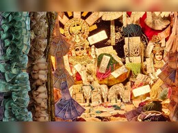 Diwali 2023: रतलाम ज़िले का ये मंदिर है बेहद खास, जानिए इससे जुड़ी विचित्र धार्मिक मान्यताएं Diwali 2023: रतलाम ज़िले का ये मंदिर है बेहद खास, जानिए इससे जुड़ी विचित्र धार्मिक मान्यताएं