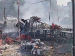 9 Injured After 7 Shops Selling Crackers Catch Fire In UP's Mathura: Cops 9 Injured After 7 Shops Selling Crackers Catch Fire In UP's Mathura: Cops