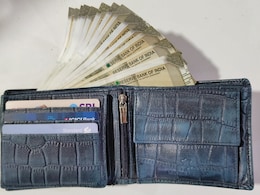 Share Of Rs 500 Note Jumps To 86.5% After Rs 2,000 Note Withdrawn: RBI Share Of Rs 500 Note Jumps To 86.5% After Rs 2,000 Note Withdrawn: RBI