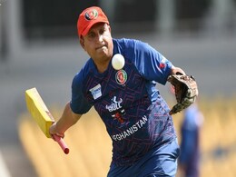 कौन है वह 'भारतीय कोच', जिसने अफ़ग़ानिस्तान टीम की बल्लेबाजी को एक नई ऊंचाई तक पहुंचाया कौन है वह 'भारतीय कोच', जिसने अफ़ग़ानिस्तान टीम की बल्लेबाजी को एक नई ऊंचाई तक पहुंचाया