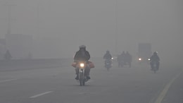 Lahore High Court Orders Businesses To Shut By 10 pm Amid High Pollution: Report