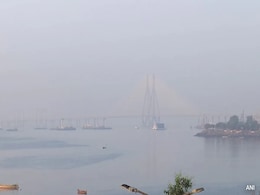 दिल्ली की तरह गैस चेंबर बनी मुंबई, हवा में सांस लेना एक दिन में 100 सिगरेट पीने के बराबर: डॉक्टर दिल्ली की तरह गैस चेंबर बनी मुंबई, हवा में सांस लेना एक दिन में 100 सिगरेट पीने के बराबर: डॉक्टर