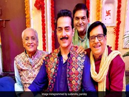 लीप की खबरों के बीच अनुपमा सीरियल में वापस लौटा आया ये एक्टर, वीडियो शेयर कर लिखा- लौट के बुद्धू घर को आए लीप की खबरों के बीच अनुपमा सीरियल में वापस लौटा आया ये एक्टर, वीडियो शेयर कर लिखा- लौट के बुद्धू घर को आए