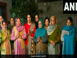 VIDEO: भारत माता के जयकारे, शंखनाद और आतिशबाजी; टनल से बाहर आए मजदूरों के परिवार में जश्न का माहौल VIDEO: भारत माता के जयकारे, शंखनाद और आतिशबाजी; टनल से बाहर आए मजदूरों के परिवार में जश्न का माहौल