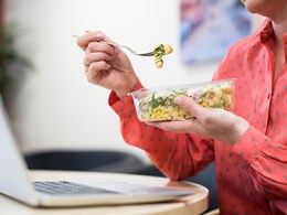 इन 5 चीजों को खाने से पावरफुल बन सकता है पाचन तंत्र, डेली डाइट में शामिल कर स्ट्रॉन्ग बनाएं अपना हाजमा इन 5 चीजों को खाने से पावरफुल बन सकता है पाचन तंत्र, डेली डाइट में शामिल कर स्ट्रॉन्ग बनाएं अपना हाजमा