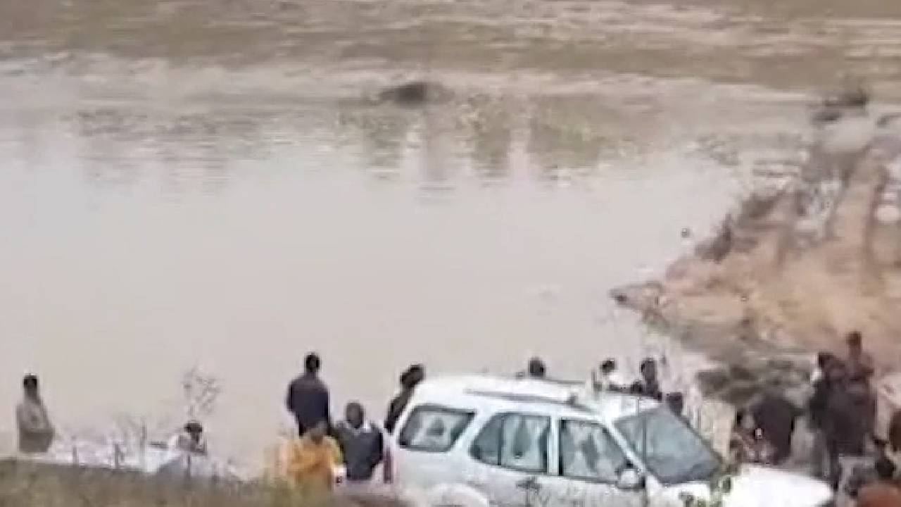 शहडोल में अवैध खनन रोकने आए पटवारी को रेत माफिया ने कुचला, मौके पर मौत