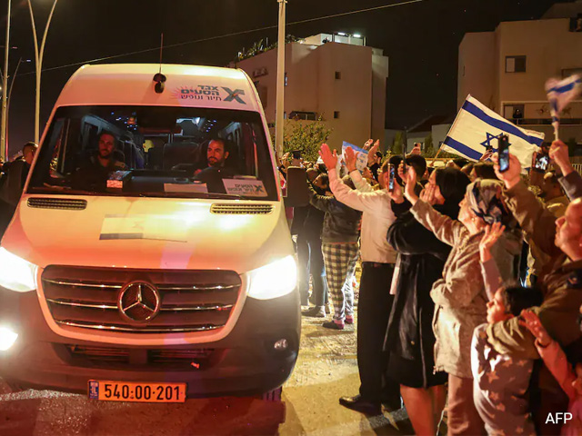 Hamas Releases 3rd Group Of 17 Hostages Held Captive In Gaza