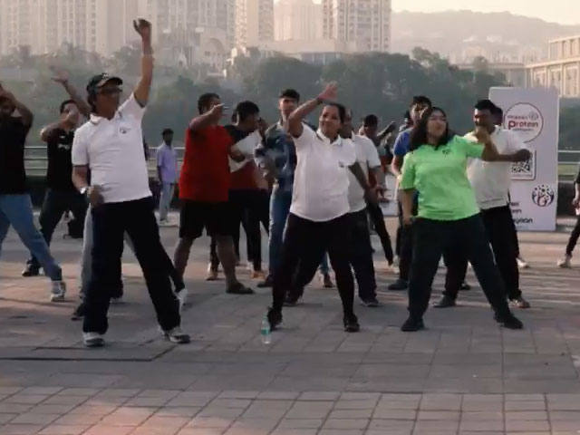 Make Your Sundays Healthy With Zumba