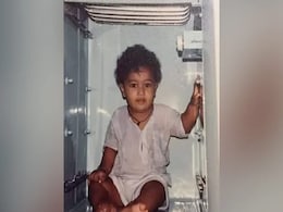 ये बच्चा आज के टाइम में लेता है तीनों खान से ज्यादा फीस, बीवी भी देती है दीपिका-आलिया को टक्कर...सुपरस्टार को पहचाना क्या? ये बच्चा आज के टाइम में लेता है तीनों खान से ज्यादा फीस, बीवी भी देती है दीपिका-आलिया को टक्कर...सुपरस्टार को पहचाना क्या?