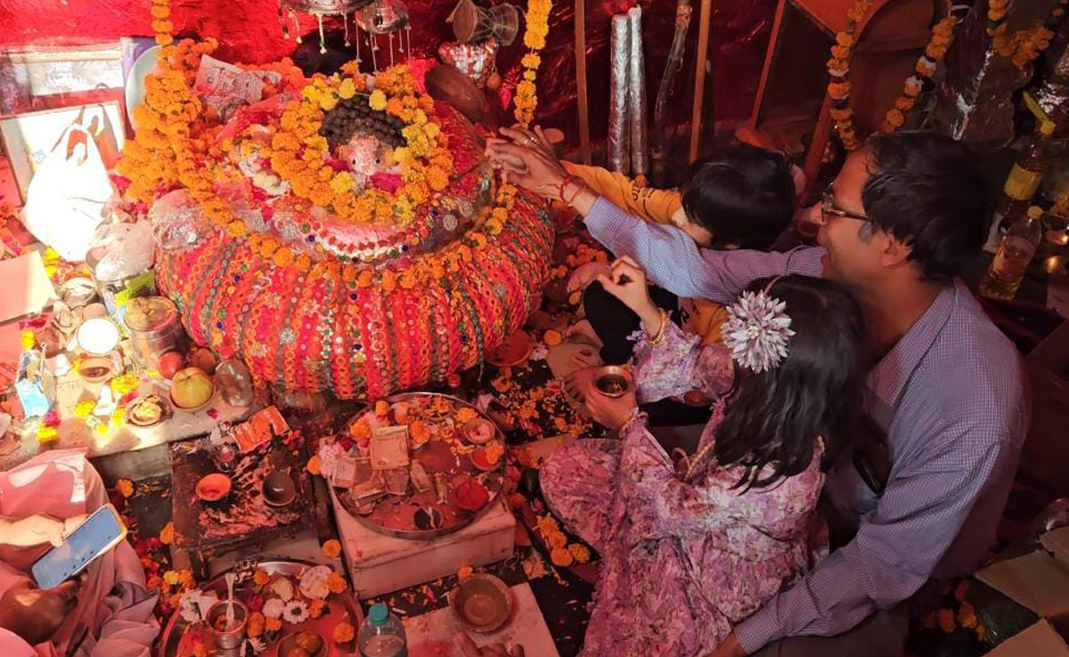 अजमेर का 'शादी देव मंदिर' जहां दीपावली के दिन शादी की कामना के लिए कुंवारों का मेला लगता है