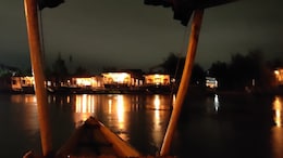 Kashmir Sees Tourist Boom, But Houseboats Struggle To Stay Afloat