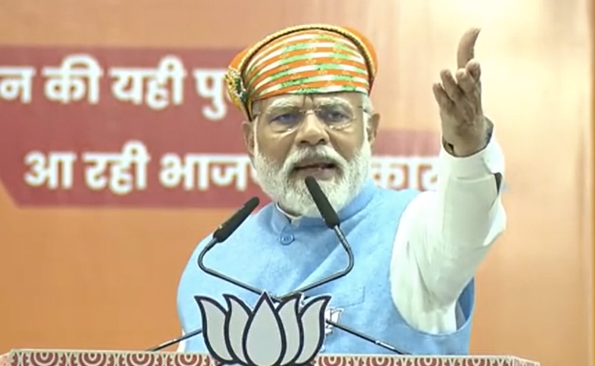 राजस्थान में भाजपा के धुआंधार प्रचार का आगाज, मोदी, नड्डा, शाह, गडकरी, योगी, ईरानी सभी मैदान में राजस्थान में भाजपा के धुआंधार प्रचार का आगाज, मोदी, नड्डा, शाह, गडकरी, योगी, ईरानी सभी मैदान में