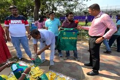 Fans Gear Up For World Cup Semi-Final Between Australia And South Africa In Eden Gardens Fans Gear Up For World Cup Semi-Final Between Australia And South Africa In Eden Gardens