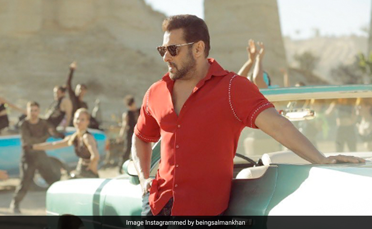 <i>Tiger 3</i> Box Office Collection Day 12: Salman Khan's Film Crosses The Rs 250 Crore Mark
