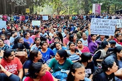 IIT-BHU Students Demand Closed Campus After Student Molested Near Hostel IIT-BHU Students Demand Closed Campus After Student Molested Near Hostel