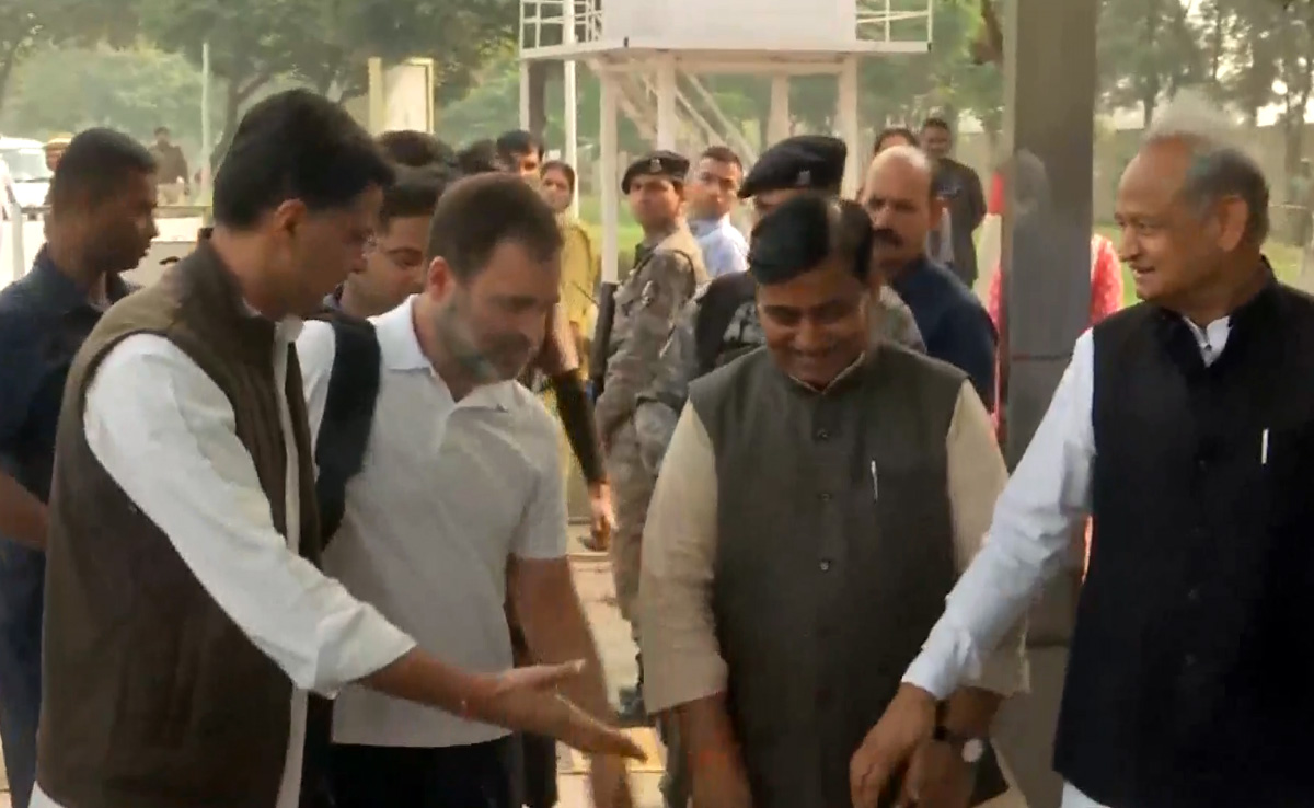 Ashok Gehlot-Sachin Pilot By Side, Rahul Gandhi's Rajasthan Poll Forecast