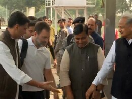 VIDEO : जब राहुल गांधी, अशोक गहलोत और सचिन पायलट का "पहले आप" मूवमेंट हुआ कैमरे में कैद