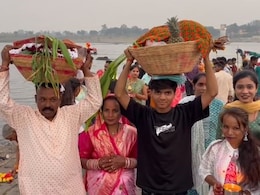 Barwaha: नर्मदा घाट पर यूपी-बिहार के लोगों ने की छठ पूजा, सोमवार को है महापर्व का आखिरी दिन Barwaha: नर्मदा घाट पर यूपी-बिहार के लोगों ने की छठ पूजा, सोमवार को है महापर्व का आखिरी दिन