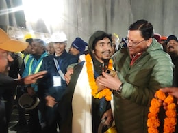 उत्तरकाशी टनल हादसा: सुरंग से बाहर निकले सभी 41 मजदूर, सफलतापूर्वक पूरा हुआ रेस्क्यू ऑपरेशन उत्तरकाशी टनल हादसा: सुरंग से बाहर निकले सभी 41 मजदूर, सफलतापूर्वक पूरा हुआ रेस्क्यू ऑपरेशन