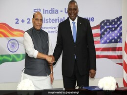 चीन की आक्रामकता का मुकाबला करने के लिए भारत-अमेरिका के बीच रणनीतिक मुद्दों पर सहमति : राजनाथ चीन की आक्रामकता का मुकाबला करने के लिए भारत-अमेरिका के बीच रणनीतिक मुद्दों पर सहमति : राजनाथ