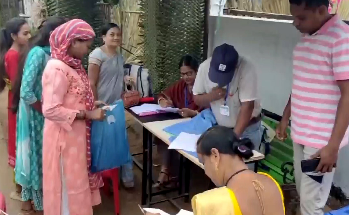 Chhattisgarh Assembly Polls: BJP Vote Share Zooms To 46.27%, Congress Trails At 42.23%