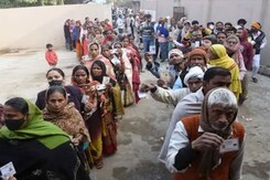 "34% Earn Rs 6,000 Or Less": Bihar Survey Reveals Wealth, Education Data "34% Earn Rs 6,000 Or Less": Bihar Survey Reveals Wealth, Education Data