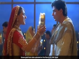 Karwa Chauth 2023: करवा चौथ के रंग से सजी हैं ये 5 बॉलीवुड फ़िल्में, दूसरी तो है ऑल टाइम ब्लॉकबस्टर Karwa Chauth 2023: करवा चौथ के रंग से सजी हैं ये 5 बॉलीवुड फ़िल्में, दूसरी तो है ऑल टाइम ब्लॉकबस्टर