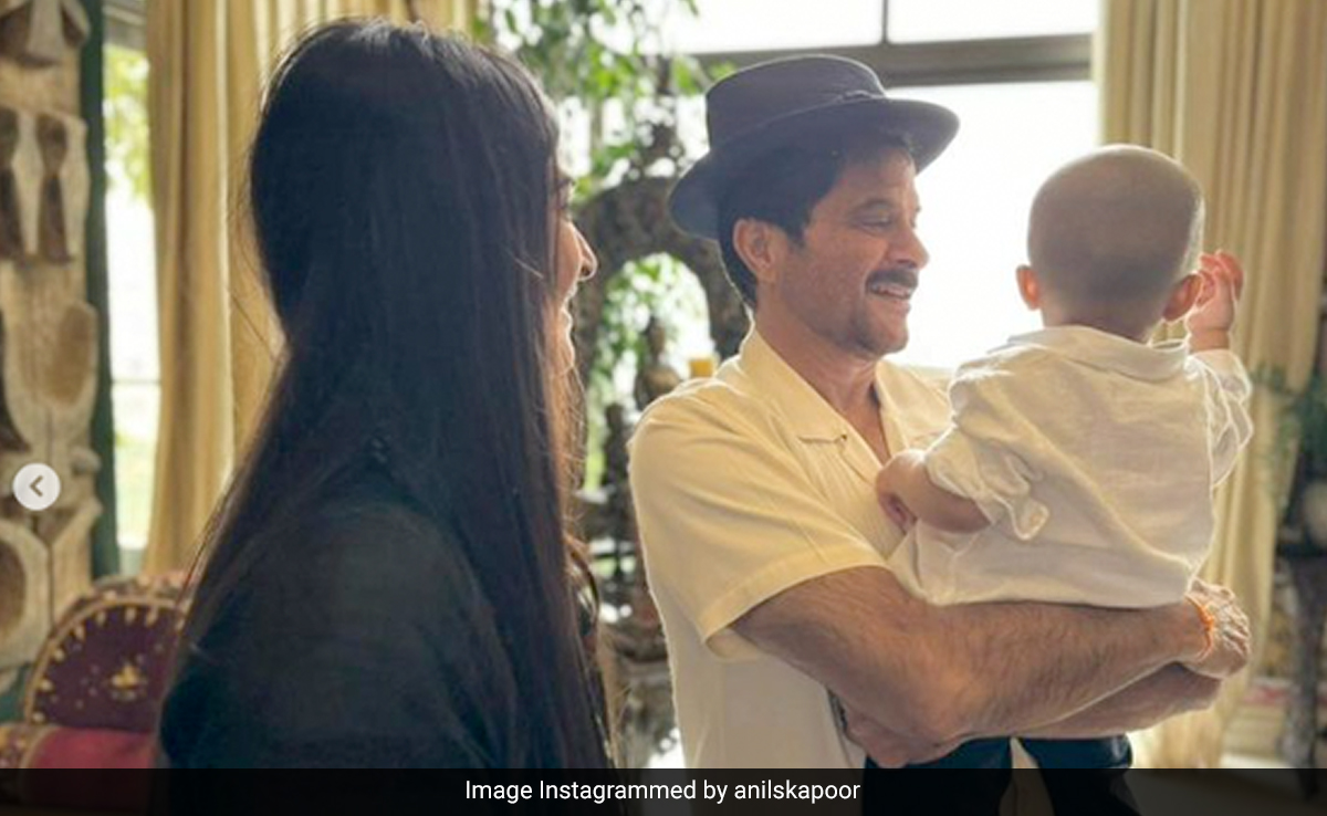 Anil Kapoor Vs Grandson Vayu: Who Wears The Hat Better? "No Contest," The Winner Is...