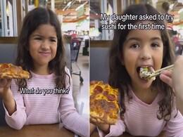 Little Girl's Reaction: 5 साल की बच्ची ने जब पहली बार खाया सुशी तो दिया ऐसा रिएक्शन, इंटरनेट पर मिले... Little Girl's Reaction: 5 साल की बच्ची ने जब पहली बार खाया सुशी तो दिया ऐसा रिएक्शन, इंटरनेट पर मिले...