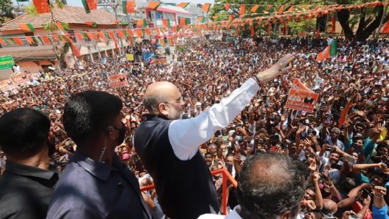 अमित शाह ने जारी किया बीजेपी का संकल्प पत्र लगने लगे 'जय श्री राम' के नारे
